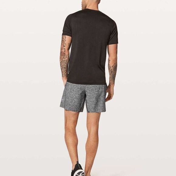 Lululemon Channel Cross Short *7" Pinweave Alpine White Black - Picture 2 of 8